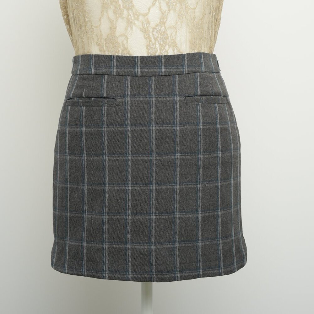 GAP Mini Skirt, Size 4, Grey colour
